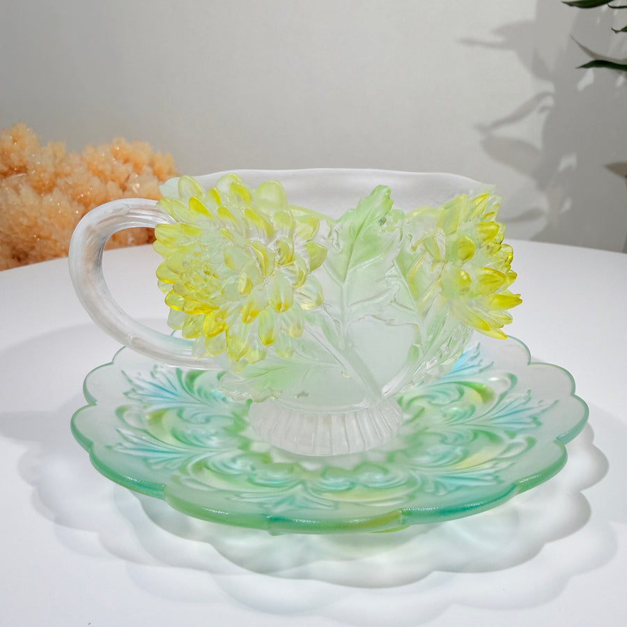 Twelve Flower Goddesses Cup – November Chrysanthemum – Liang Hongyu 梁紅玉