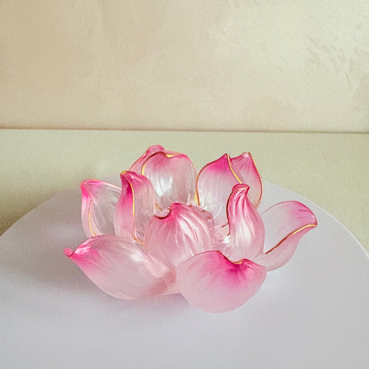Lotus Serenity · Pink Liuli Lotus Incense Holder