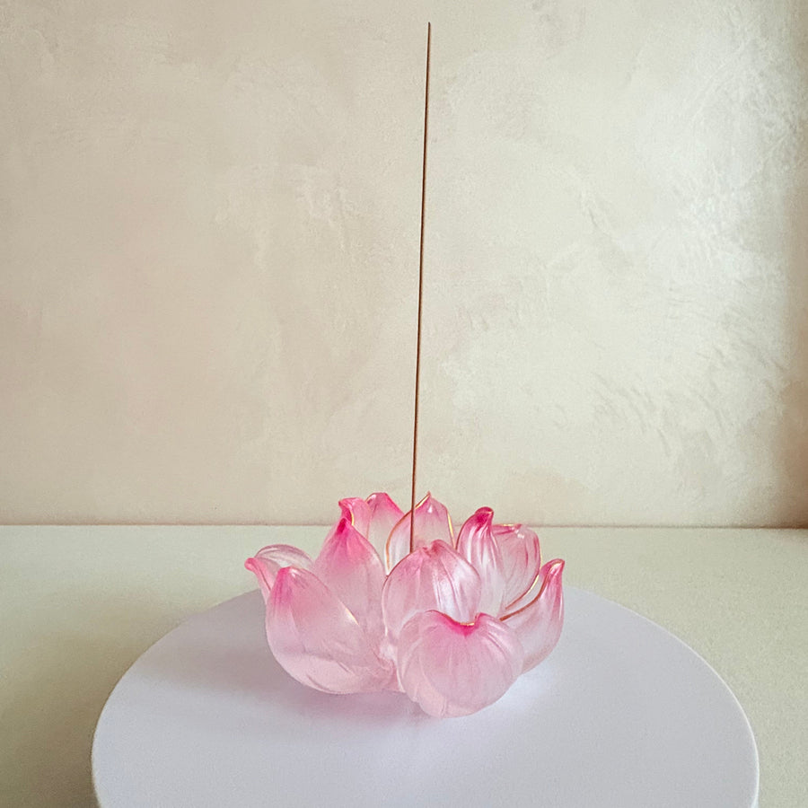 Lotus Serenity · Pink Liuli Lotus Incense Holder