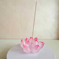 Lotus Serenity · Pink Liuli Lotus Incense Holder