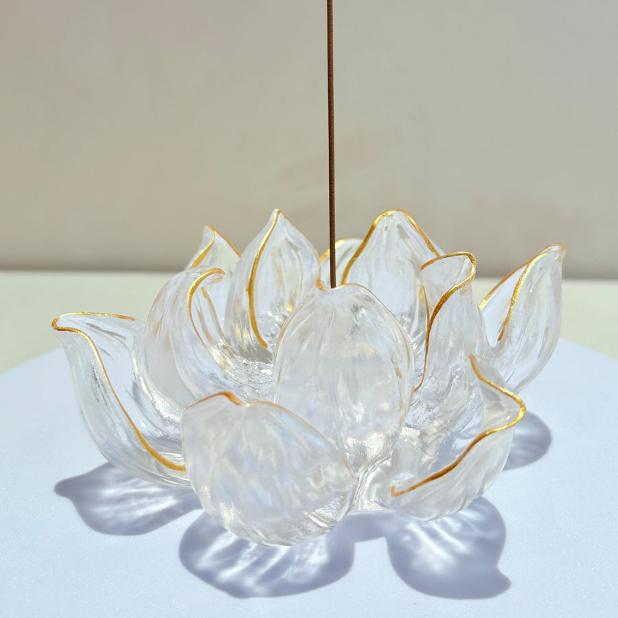 Lotus Serenity · White Liuli Lotus Incense Holder