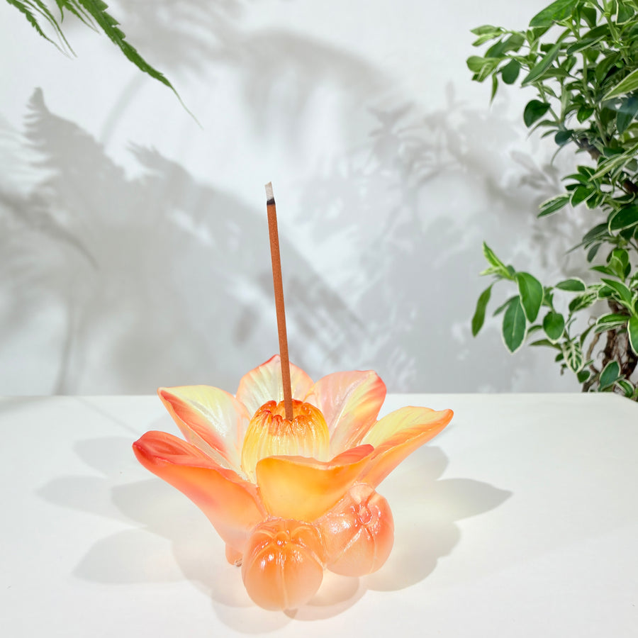 Twelve Flower Goddesses Incense Holder · June Pomegranate Blossom · Zhong Wuyan · 鍾無艷