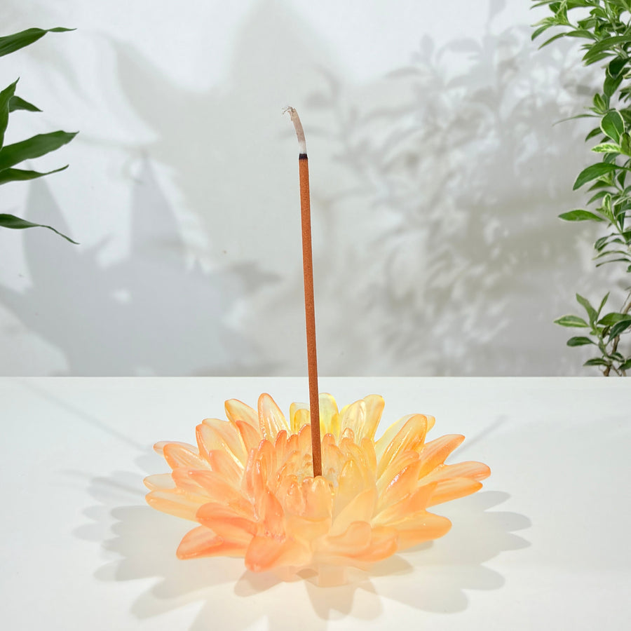 Twelve Flower Goddesses Incense Holder · November Chrysanthemum · She Saihua · 佘賽花