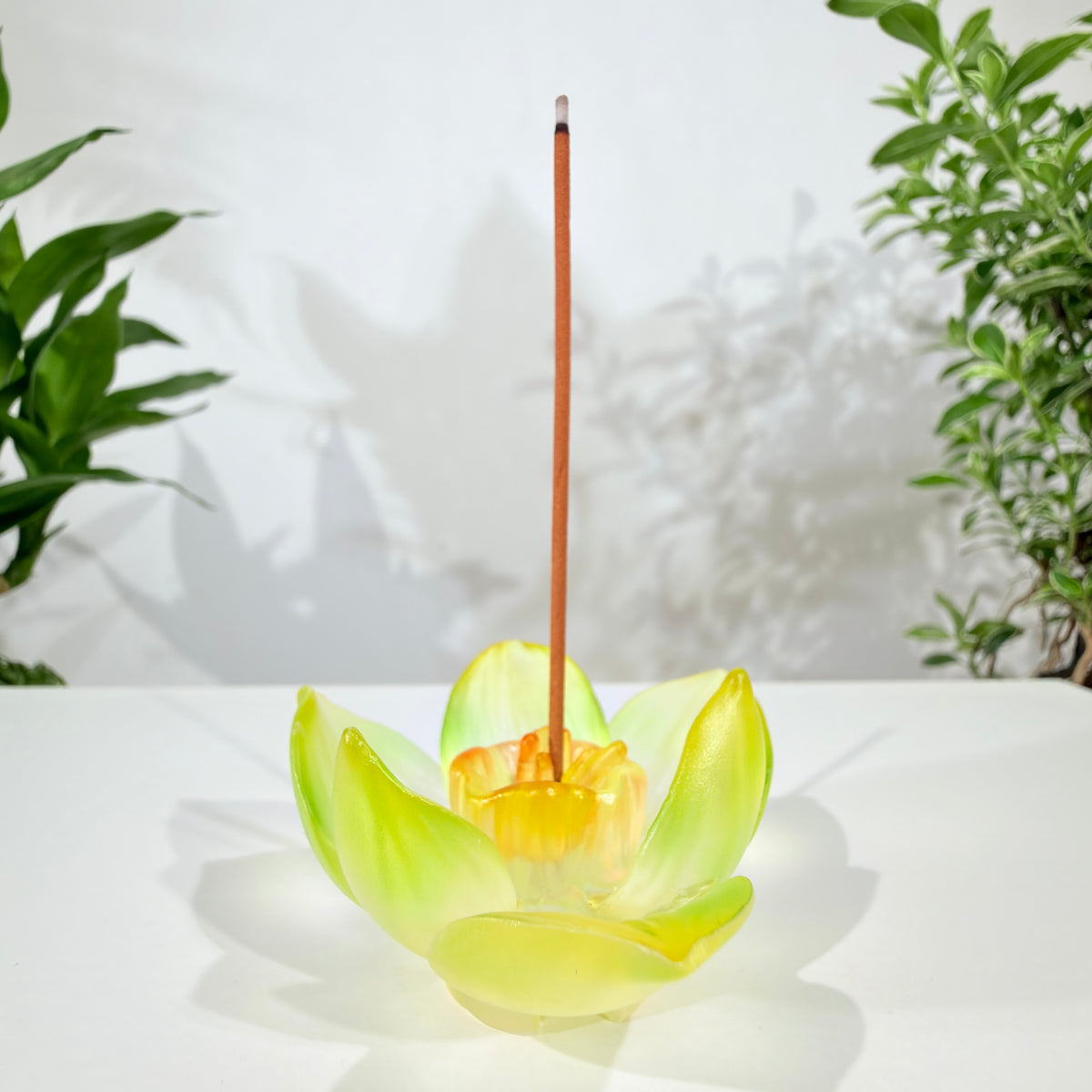 Twelve Flower Goddesses Incense Holder · December Narcissus · Liu Jinding · 劉金定