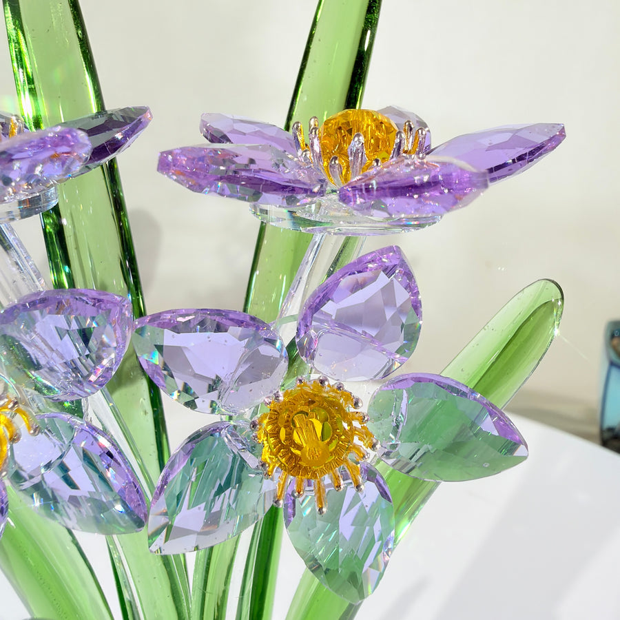 Narcissus · A Quiet Light in Winter · K9 Crystal Sculpture