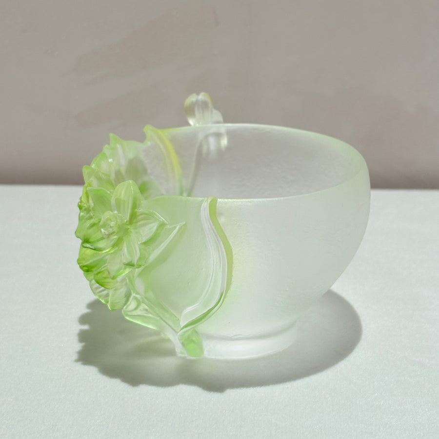 Twelve Flower Goddesses Cup – December Narcissus – Luo Shen (Mi Fei) 洛神（宓妃）